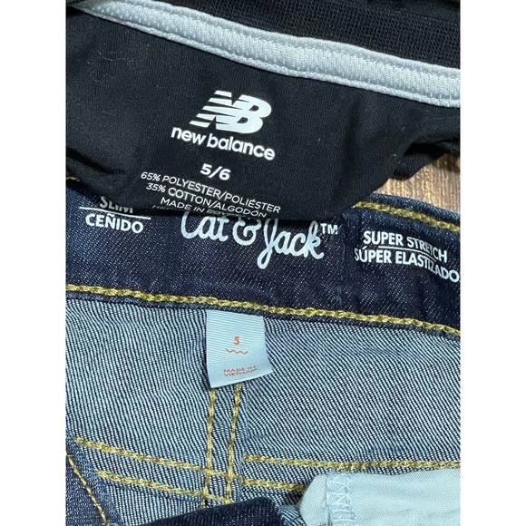 Boys Outift NB Shirt/ Cat & Jack Jeans size 5 - Picture 2 of 3